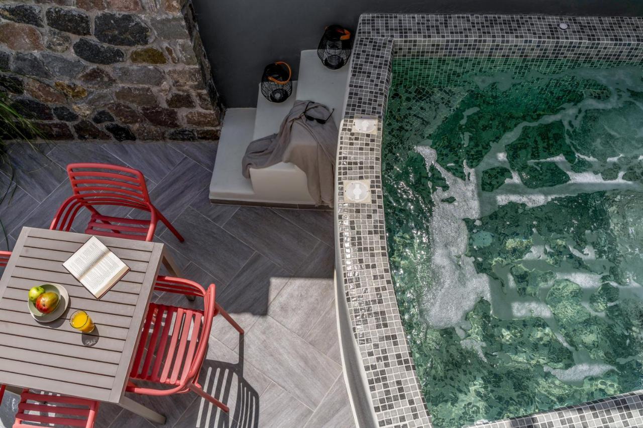 Hotel Wine And Yard Caves Pyrgos Kallistis Exterior foto